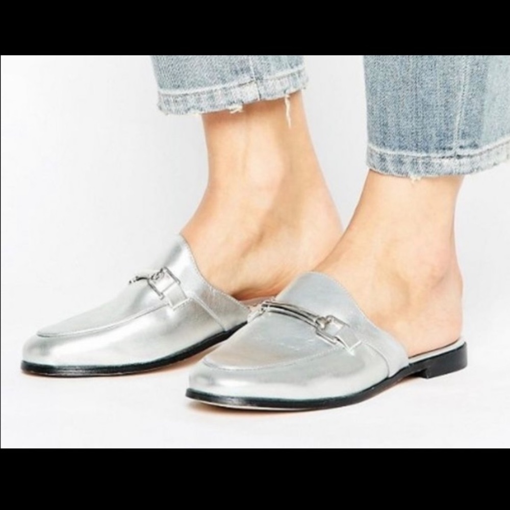 ✨ CLEAR OUT SALE ✨ topshop Kylie Metallic Silver Mules